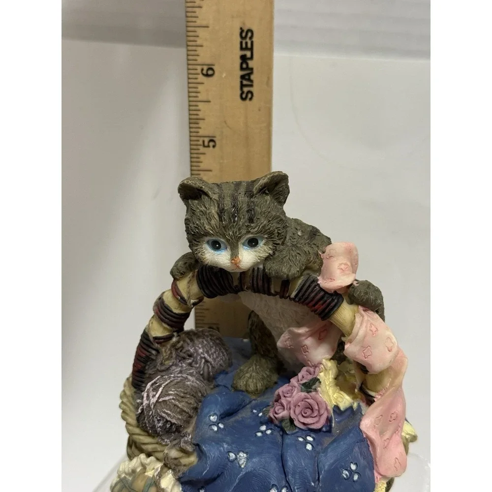 Vintage Cat Sewing Basket Music Box Figurine Kitten Yarn Quilt Cottagecore Decor